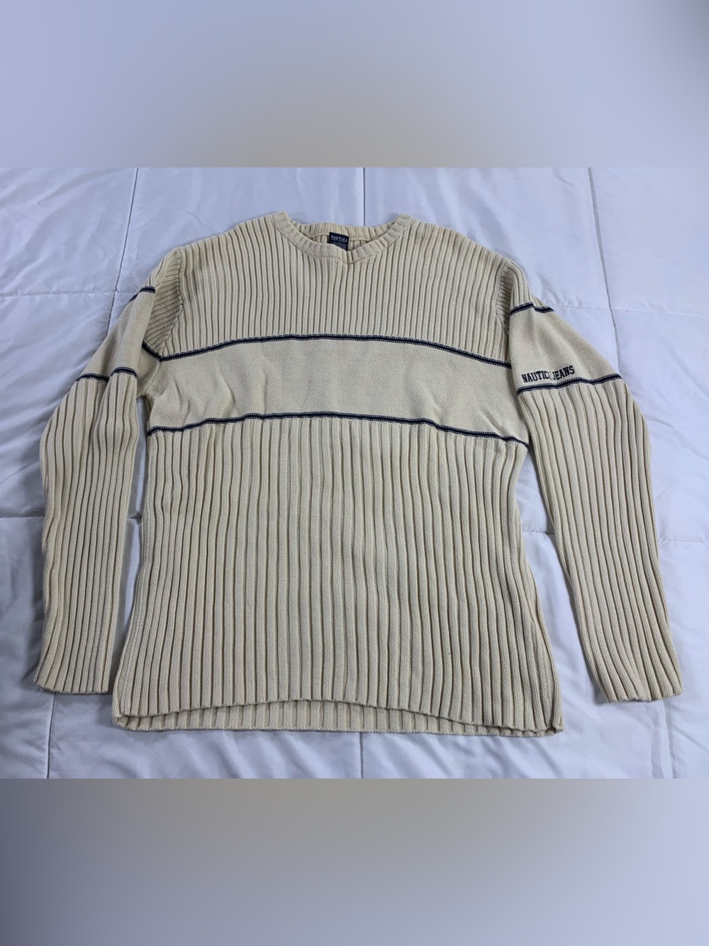 Pre loved NAUTICA JEANS knit long sleeve shirt mens size L